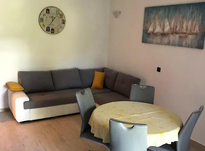 Jagoda L&a Διαμέρισμα *